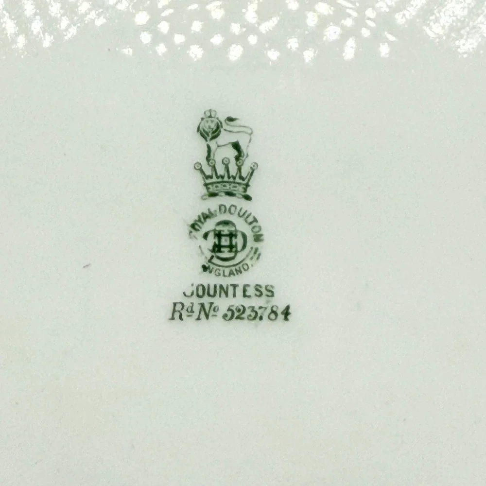 Royal Doulton Countess Antique Green Gold Luncheon Plates Set of 4